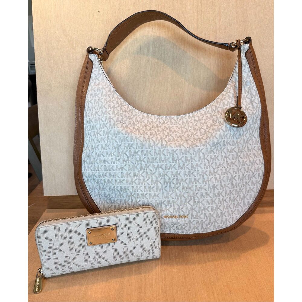 Michael Kors Signature Hobo Shoulder Bag Zip Wallet Set White Cognac Brown